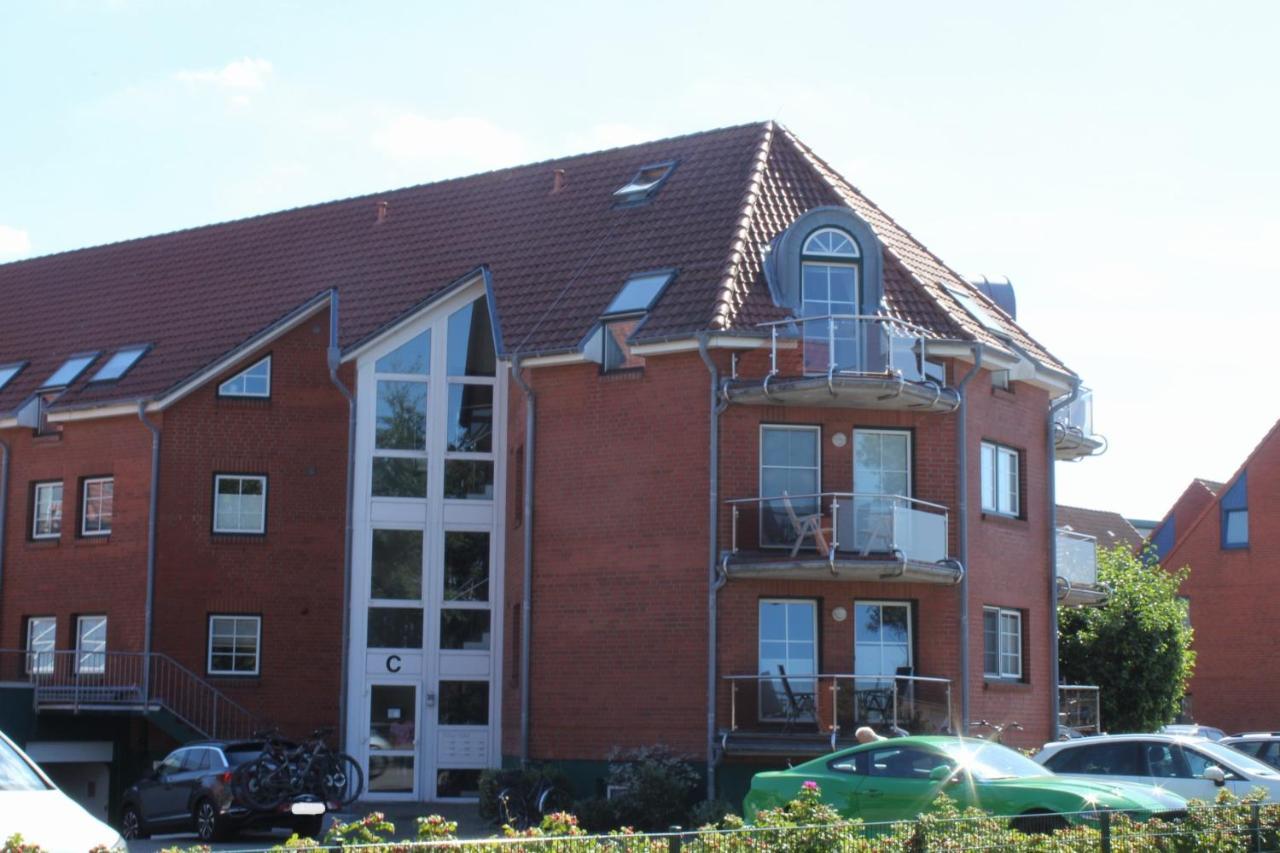 Residenz Rosengrund Mit Schwimmbad Und Sauna Büsum Екстериор снимка